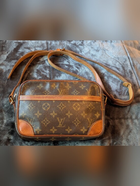 Louis Vuitton Handbags - Louis Vuitton Trocadero Monogram Canvas Shoulder/Crossbody Bag Good!